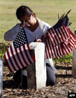 Amerikada Xotira kuni, Obama muhim harbiy lavozimlarga odam tayinladi