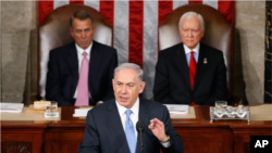 PM Israel Benjamin Netanyahu memberikan pidato mengenai ancaman nuklir Iran di hadapan Kongres AS, Selasa (3/3).