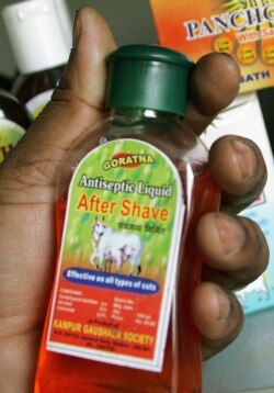 مواد تهیه شده از ادرارگاو برای استفاده پس از تراشیدن ریش