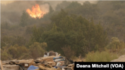 Wildfires continue to spread in Sonoma County, Calif., Oct. 12, 2017. Twenty-two fires were burning in Northern California, with firefighters partially containing just one. (D. Mitchell/VOA)