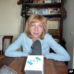 Irina Khalip during her interview with VOA's James Brooke