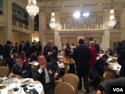 参加研讨会的人