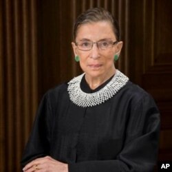 Rut Beyder Ginsburg 1993-yildan beri Oliy Sud a'zosi
