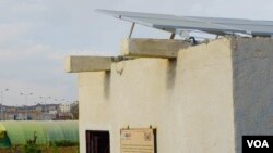 USAID model greenhouse near Sana'a, Yemen uses solar power and the latest irrigation technology to help improve crop yields. Photo: VOA/ C. Coombs
