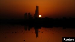 Di Pakistan, perayaan tahun baru berpusat di tiga kota.