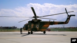 شمار زیاد هیلیکوپترهای دست داشتۀ قوای مسلح افغانستان ساخت روسیه است