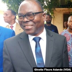 Lucien Kokou, ministre de l'Enseignement secondaire, à Cotonou, Bénin, le 10 septembre 2017. (VOA/Ginette Fleure Adande)