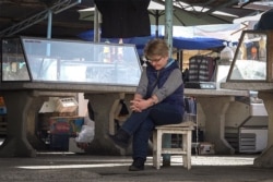 “Mi smo se plašili kasnije i da išta govorimo, da Vam iskreno kažem! Ne znamo mi ni ko su oni, ni šta su oni, da ne bismo imali problem”, svjedoči Kosana Malešić o susretima sa inspektorima (Foto: CIN)