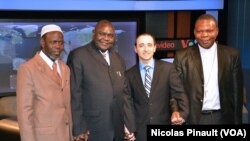 Omar Layama, Nicolas Gbangou et Dieudonné Nzapalainga, répondaient aux questions de Nicolas Pinault de la VOA