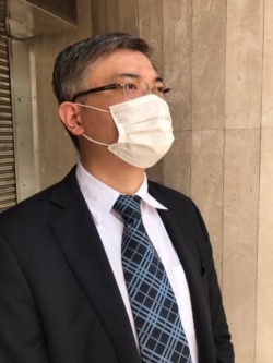 位于台北的台湾香港协会理事长桑普 (美国之音记者顾展珑摄)