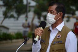 Ketua Satgas Penanganan COVID-19, Doni Monardo, mengimbau masyarakat untuk tidak hadir dalam acara yang mengumpulkan orang banyak (Humas BNPB).