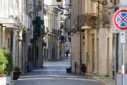 Prazna ulica u Fondiju u blizini Rima