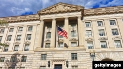 نمایی از ساختمان وزارت بازرگانی ایالات متحده در شهر واشنگتن - آرشیو