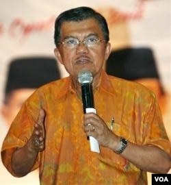 Mantan Wakil Presiden Indonesia, Jusuf Kalla, yang juga ditetapkan sebagai Duta Pulau Komodo (foto: dok).