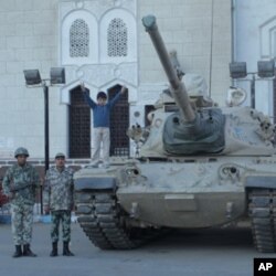 "18 Days," a film about Egypt's revolution, features the collective work of 10 directors.