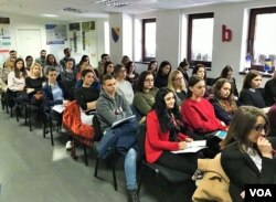 Studenti na skupu „Genetika mladima”