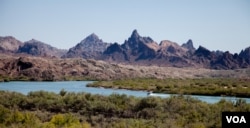 The Colorado river forms the border between Arizona and California