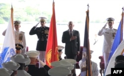 U.S. Pacific Command head Admiral Harry Harris (L); General Joe Dunford, Chairman of the Joint Chiefs of Staff (2nd L); Defense Secretary Jim Mattis and Admiral John Richardson (R) attend a change of command ceremony in Pearl Harbor, Hawaii, May 30, 2018