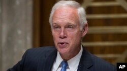 론 존슨 공화당 상원의원.