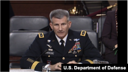 جنرال جان نکلسن، ، فرمانده عمومی نیروهای امریکایی و ناتو در افغانستان، حین ارایه معلومات در سنای امریکا