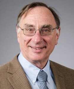 加州大学圣地亚哥分校全球政策与战略学院社会学荣誉教授理查德·马德森 （照片提供：马德森）