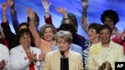 Presiden Obama memiliki keunggulan tipis atas Mitt Romney dalam hal dukungan dari blok pemilih perempuan AS (foto: dok).