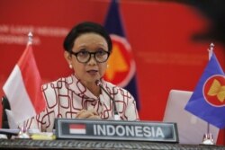 Menlu RI Retno Marsudi pada pertemuan khusus Menlu ASEAN-Australia yang dilakukan secara virtual Selasa (30/6). (foto: Kemlu RI)