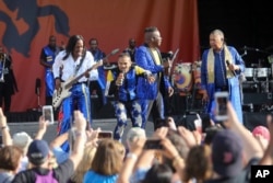 ارت، ویند اند فایر