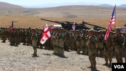 ქართველი და ამერიკელი ჯარისკაცები ორფოლოს პოლიგონზე