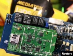 Chip MediaTek terlihat di sebuah pameran Computex 2015 di Taipei, Taiwan, 3 Juni 2015. (Foto: REUTERS/Pichi Chuang)