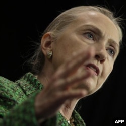 AQSh Davlat kotibasi Xillari Klinton deydiki, askarlar qilmishi uchun javob beradi