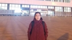 几年前为声援王全璋，维权人士许艳抵达天津南站后不久被警方控制 （许艳本人提供）