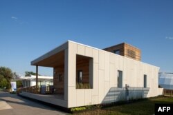 Oftobdan quvvat oladigan yangicha uylar