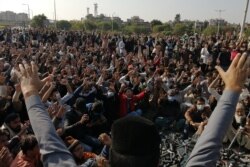 Activists and supporters of Tehreek-e-Labbaik Pakistan (TLP), a religious party, shout slogans during an anti-France demonstration in Islamabad on November 16, 2020.