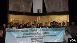 Aksi menolak kekerasan atas nama agama di Surabaya tahun 2017 (Foto:ilustrasi/VOA-Petrus Riski)