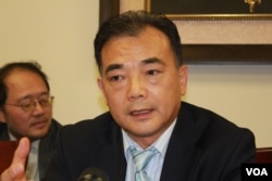 纪念胡耀邦赵紫阳基金会会长李进进 (美国之音方冰拍摄)