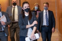 PM Jacinda Arden dalam konferensi pers di Wellington, Selandia Baru, 4 Oktober 2021.