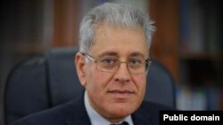 دکتۆر جەبار قادر، پسپۆڕی کاروباری سیاسی تورکیا