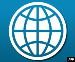 1992 yildan buyon Jahon Banki Qirg’izistonga 1 milliard dollardan ziyod mablag’ ajratgan. 45 foizi - grant, qolgani esa past foizli kredit.