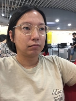 香港时事评论员梁启智