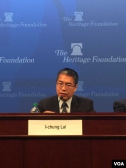 两岸交流远景基金会执行长赖怡忠（美国之音莉雅拍摄）