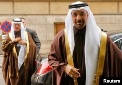 FILE - Saudi Arabia's Energy Minister Khalid al-Falih arrives for a meeting of the Organization of the Petroleum Exporting Countries (OPEC) in Vienna, Austria, Nov. 30, 2016.