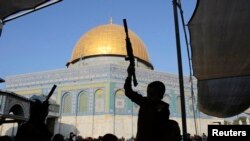 Ko'plab arablar nazarida esa yahudiylar bilan ziddiyalar azaliy va XAMASga qarshi urush tugagandan keyin ham davom etadi. Har ikki tomonga tinchlikparvar liderlar kerak.