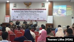 Refleksi satu tahun Padagimo bangkit bahas pemulihan hunian secara mandiri, bermartabat dan lebih aman dari bencana di Gedung Pogombo, Kantor Gubernur Sulawesi Tengah, 2 Oktober 2019. (Foto: Yoanes Litha/VOA)