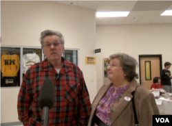 迈耶夫妇(美国之音诗萌拍摄)