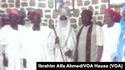 Gwamna Rochas Okorocha, da Gwamna Rabiu Kwankwaso tare da Sarki Sanusi a fadar gwamnatin Jihar Kano.