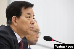 한민구 한국 국방장관 (자료사진)