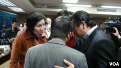 国民党立委商讨对策（美国之音杨晨拍摄）