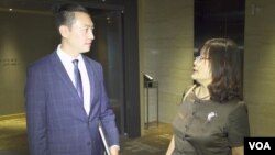 林若雩接受美国之音黄耀毅专访 (美国之音黄耀毅､刘恩民拍摄)