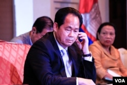 រូបឯកសារ៖ លោក​ ជា​ សុផារ៉ា រដ្ឋមន្រ្តី​ក្រសួង​រៀបចំ​ដែនដី នគរូបនីយកម្ម​ និង​សំណង់ នៅក្នុង​វេទិកា​លំនៅឋាន​ថ្នាក់ជាតិ​ឆ្នាំ២០១៧ អំពី«លំនៅឋាននៅចំណុចមូលដ្ឋាន»​ នៅ​រាជធានី​ភ្នំពេញ នៅថ្ងៃទី​២៧ ខែ​មិថុនា​ ឆ្នាំ២០១៧​។ (ខាន់​ សុគុំមនោ/ VOA Khmer)